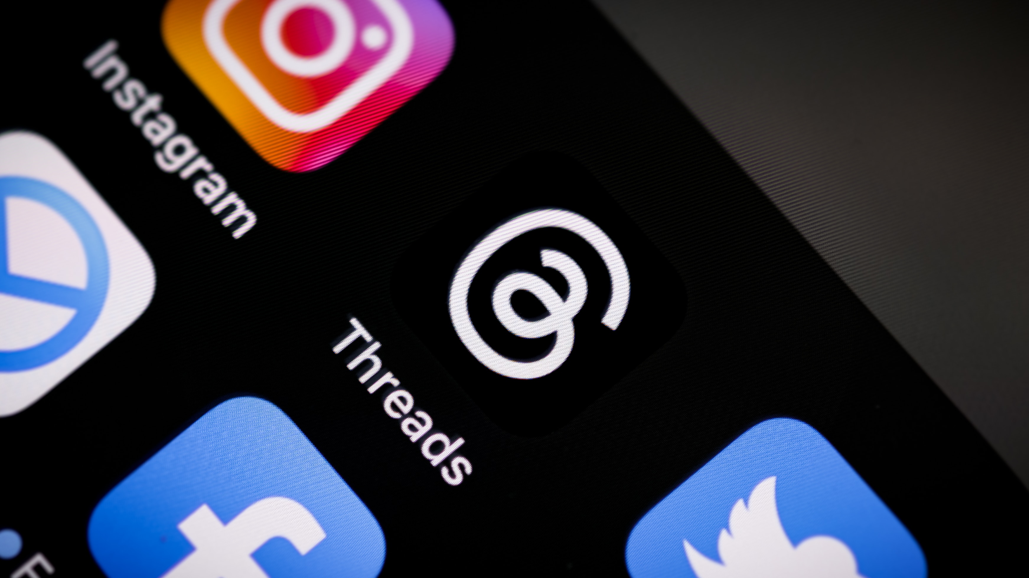Threads Kini Bisa Hapus Akun Tanpa Menonaktifkan Instagram Threads Kini Bisa Hapus Akun Tanpa Menonaktifkan Instagram