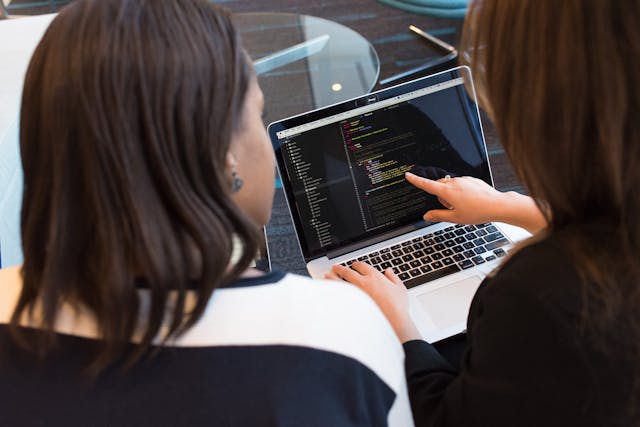 Bagaimana Pengelolaan Aset yang Lebih Cepat dan Efisien dengan Low-Code? Bagaimana Pengelolaan Aset yang Lebih Cepat dan Efisien dengan Low-Code?