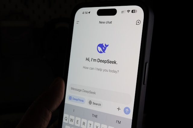 Mengelola Risiko dari Gangguan DeepSeek dan Standarisasi AI Mengelola Risiko dari Gangguan DeepSeek dan Standarisasi AI